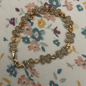 10k two toned butterfly link womens bracelet with lobster clasp (PD7003930)